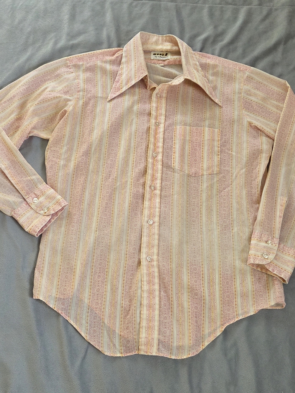 VTG Mach II Arrow Mens Pink Beige Dagger Collar Geometric Pattern Shirt 16 1/2